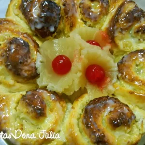 Rosca de coco com abacaxi sem leite e ovos