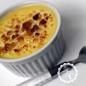 Creme Brûlée com creme de leite de caixinha