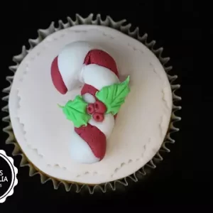 Cupcake decorado para o Natal – Bengala do papai Noel