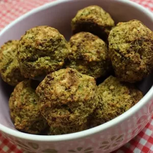 Bolinho de brócolis low carb