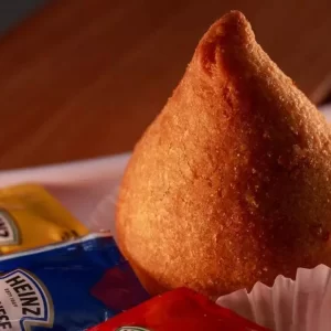 Coxinha de mandioca especial